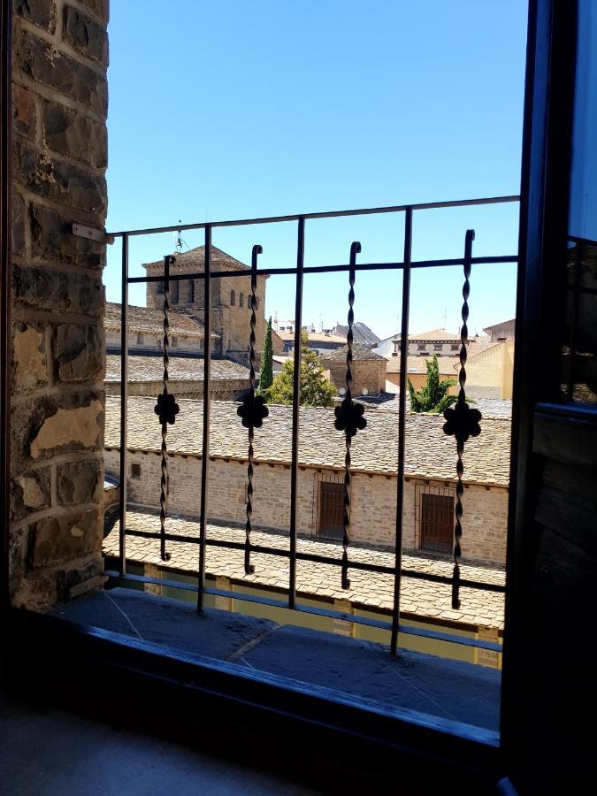 Appartement Mirador De La Catedral à Jaca Extérieur photo